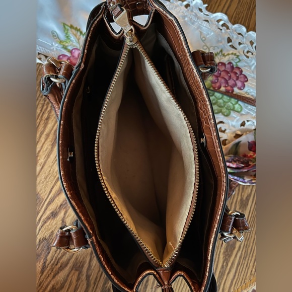 Dana Buchman Cora Satchel - Picture 7 of 9